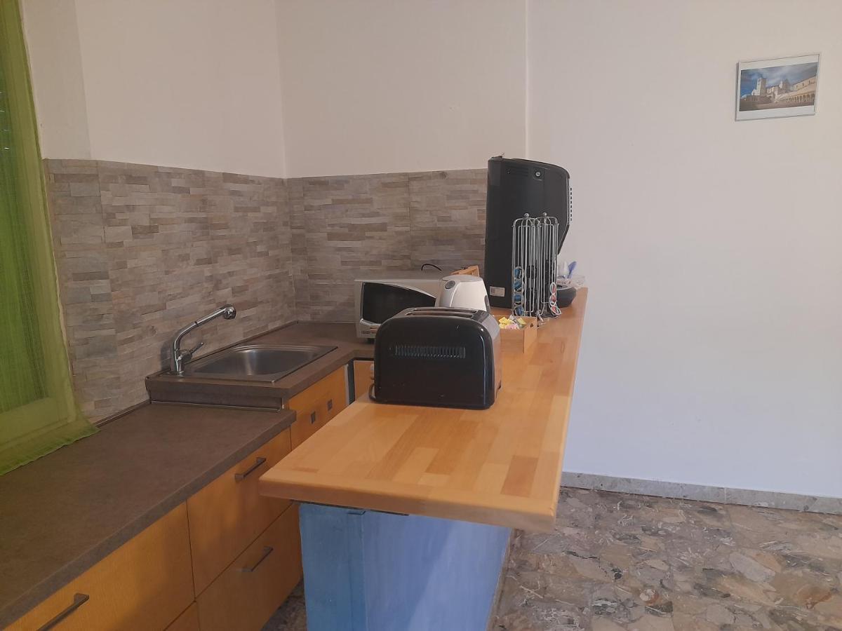B&B Arwen Ponte San Giovanni Kültér fotó